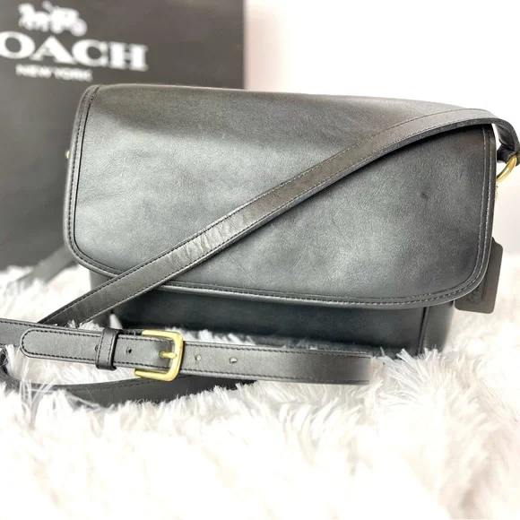 Vintage COACH Curtis Bag, Black No. 9975 - Picture 14 of 15